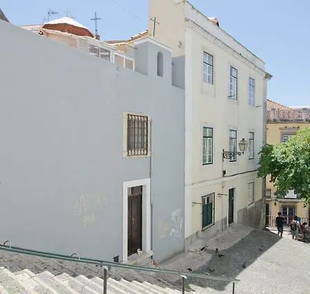 Alfama Baixa Flat דירה *